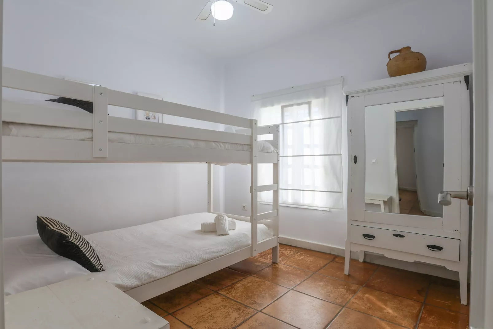 Casa Rural Los Menestrales-Bedroom