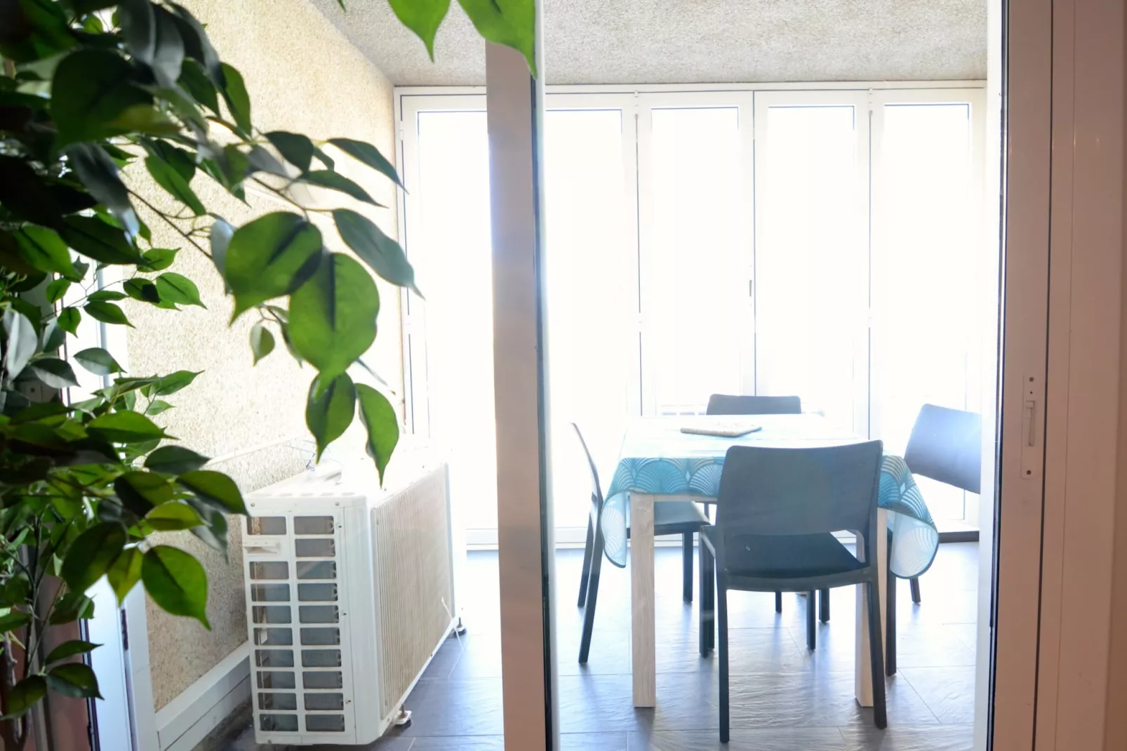 ROCAMAURA I C 1-4-Terrasse