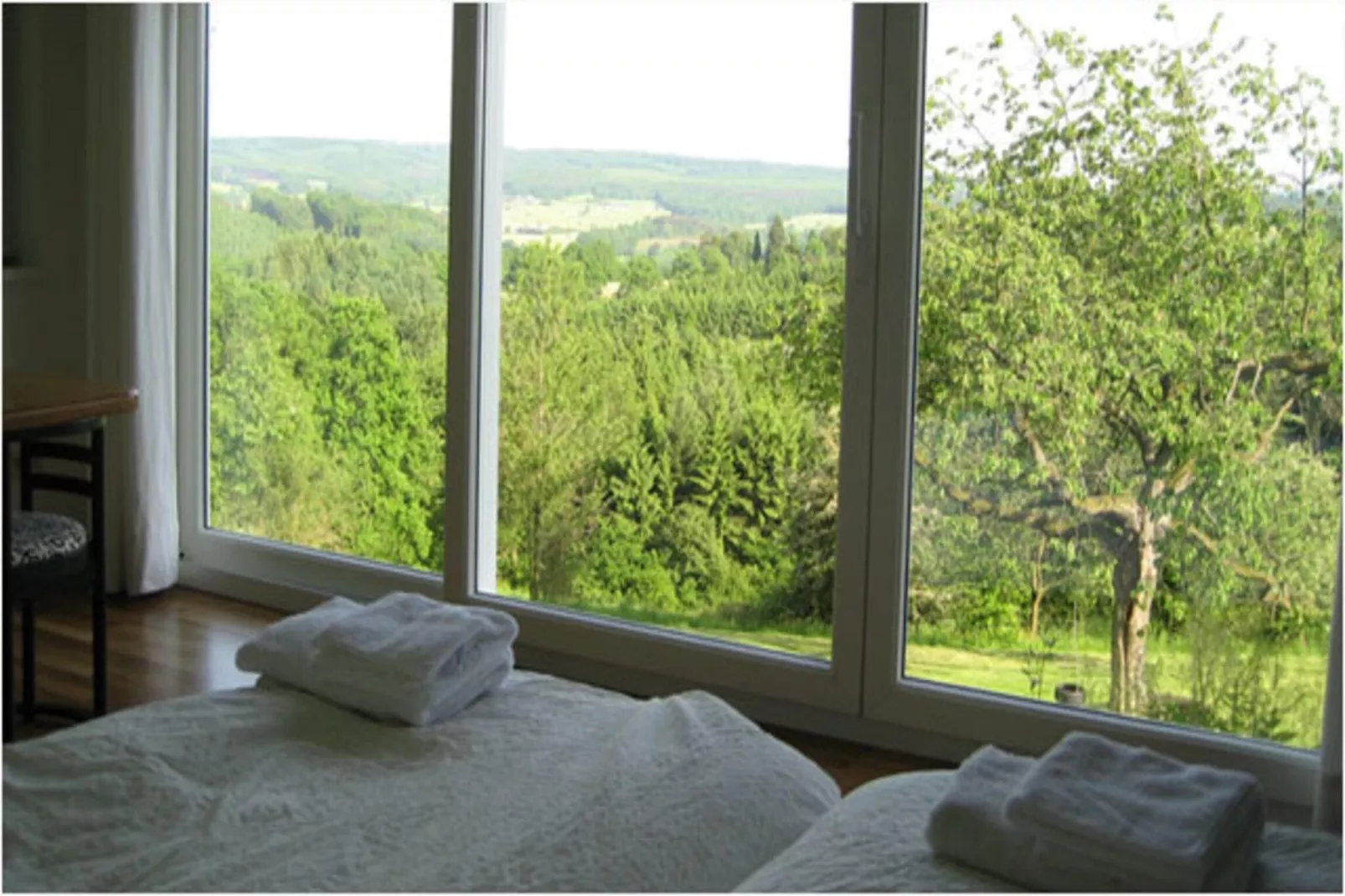 Schöne freistehende Villa mit Sauna in Érezée-Schlafzimmer