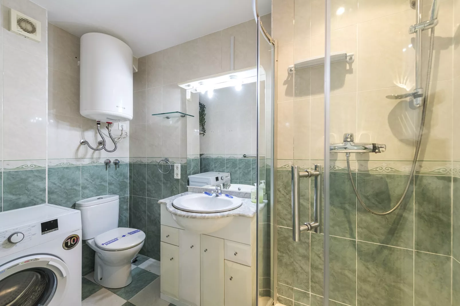 Gala de SteraM FLATS Torremolinos-Badezimmer