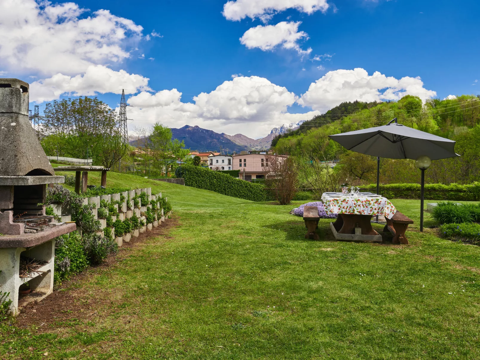 Casa Grandola-Green Garden-Outside