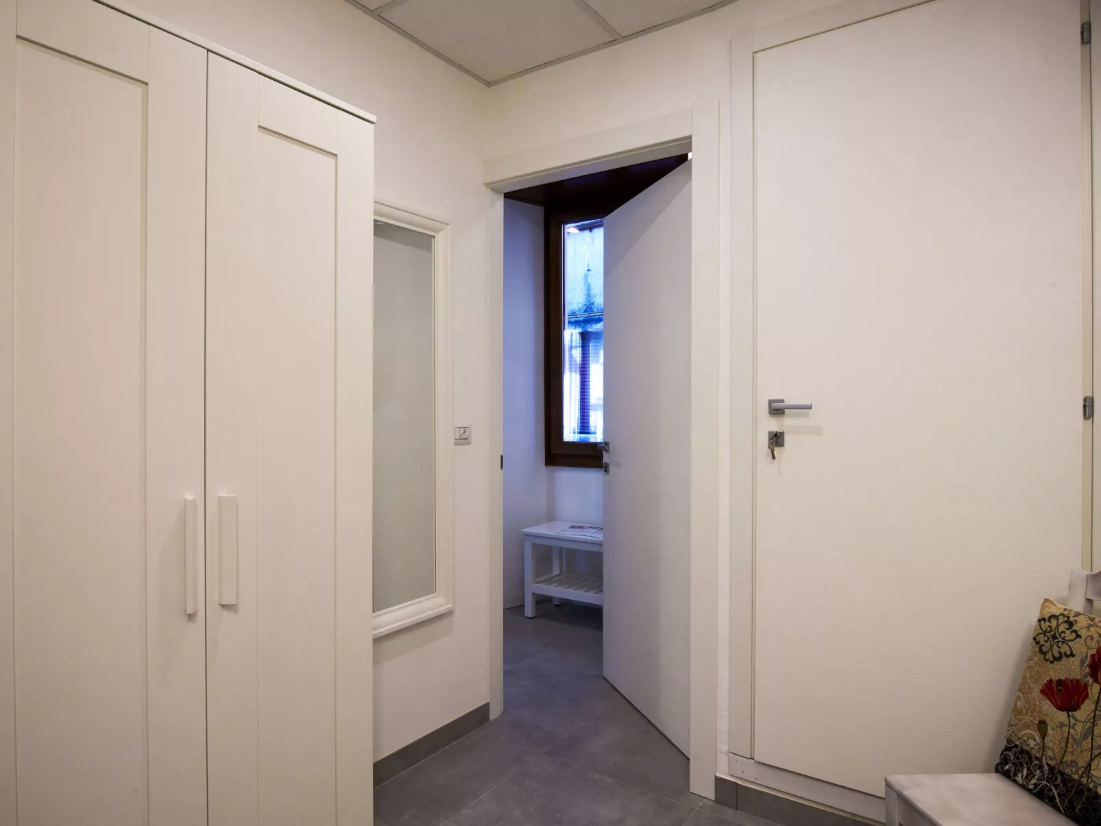 Cris House-Dedans