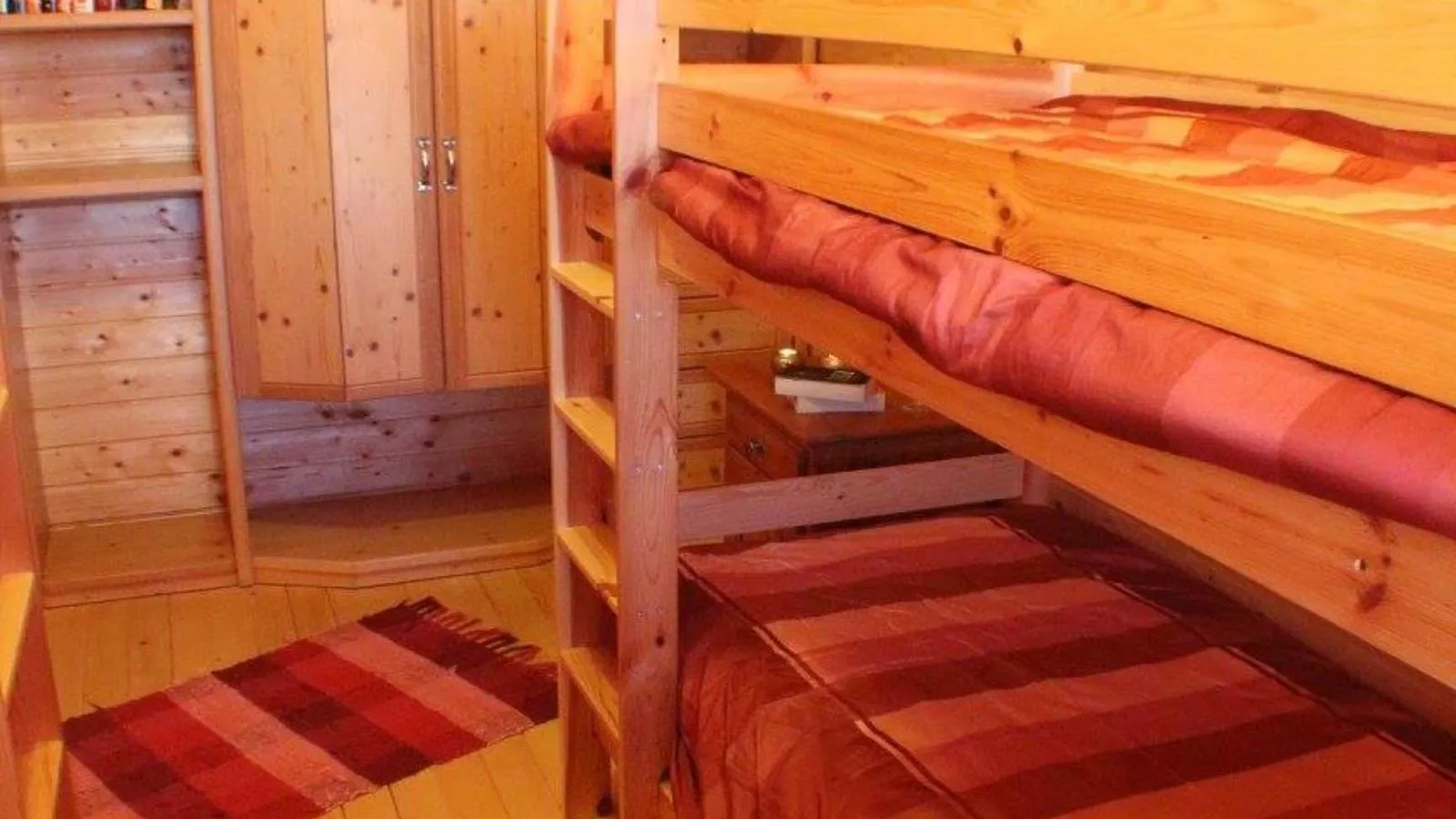 Karawankenpanorama L-Bedroom