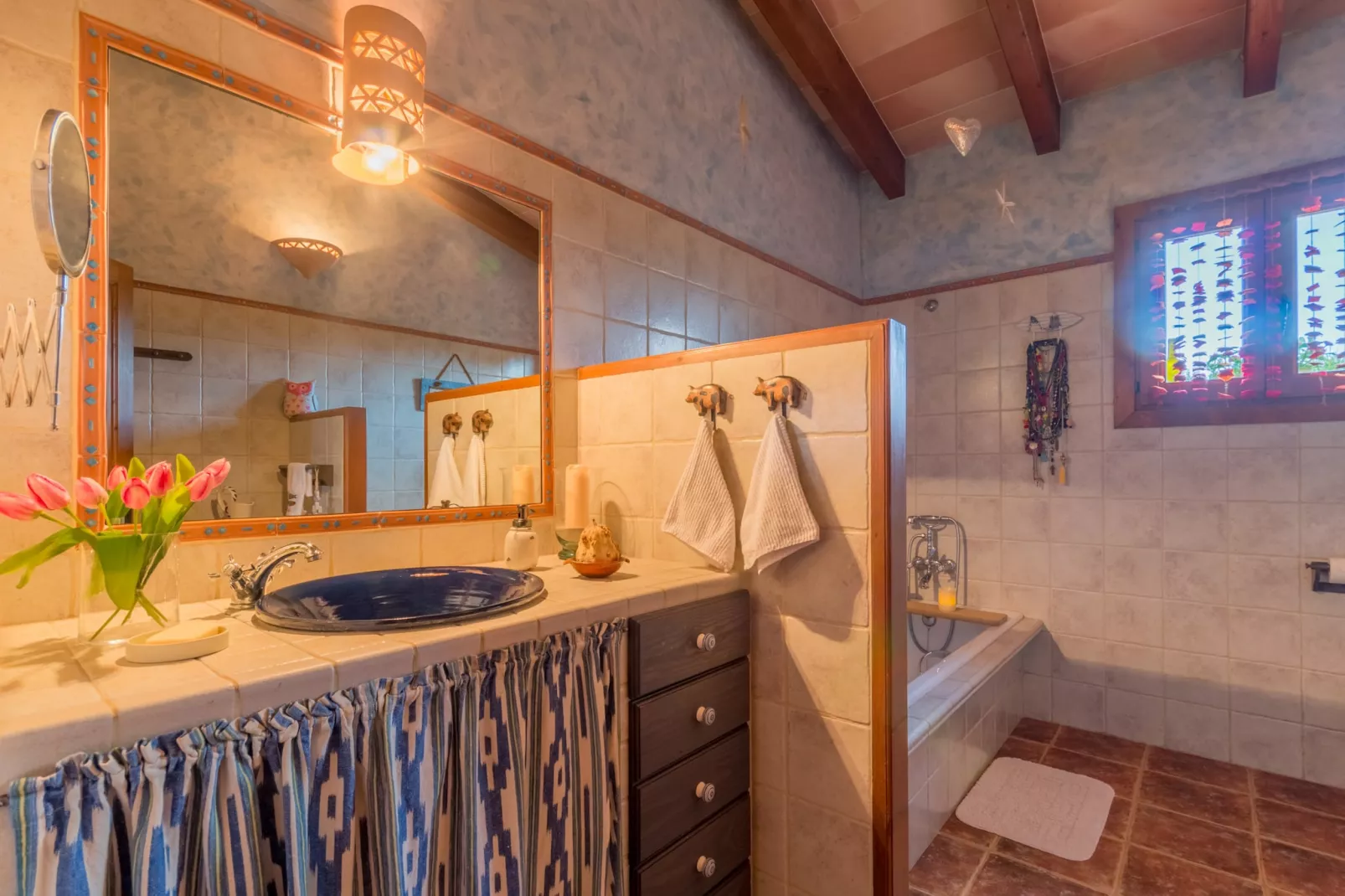 Sa Tanqueta Rustica, Finca 5StarsHome Mallorca-Bathroom