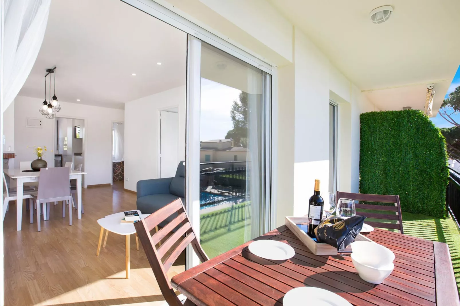 Costa Brava T-4-Terrassenbalkon