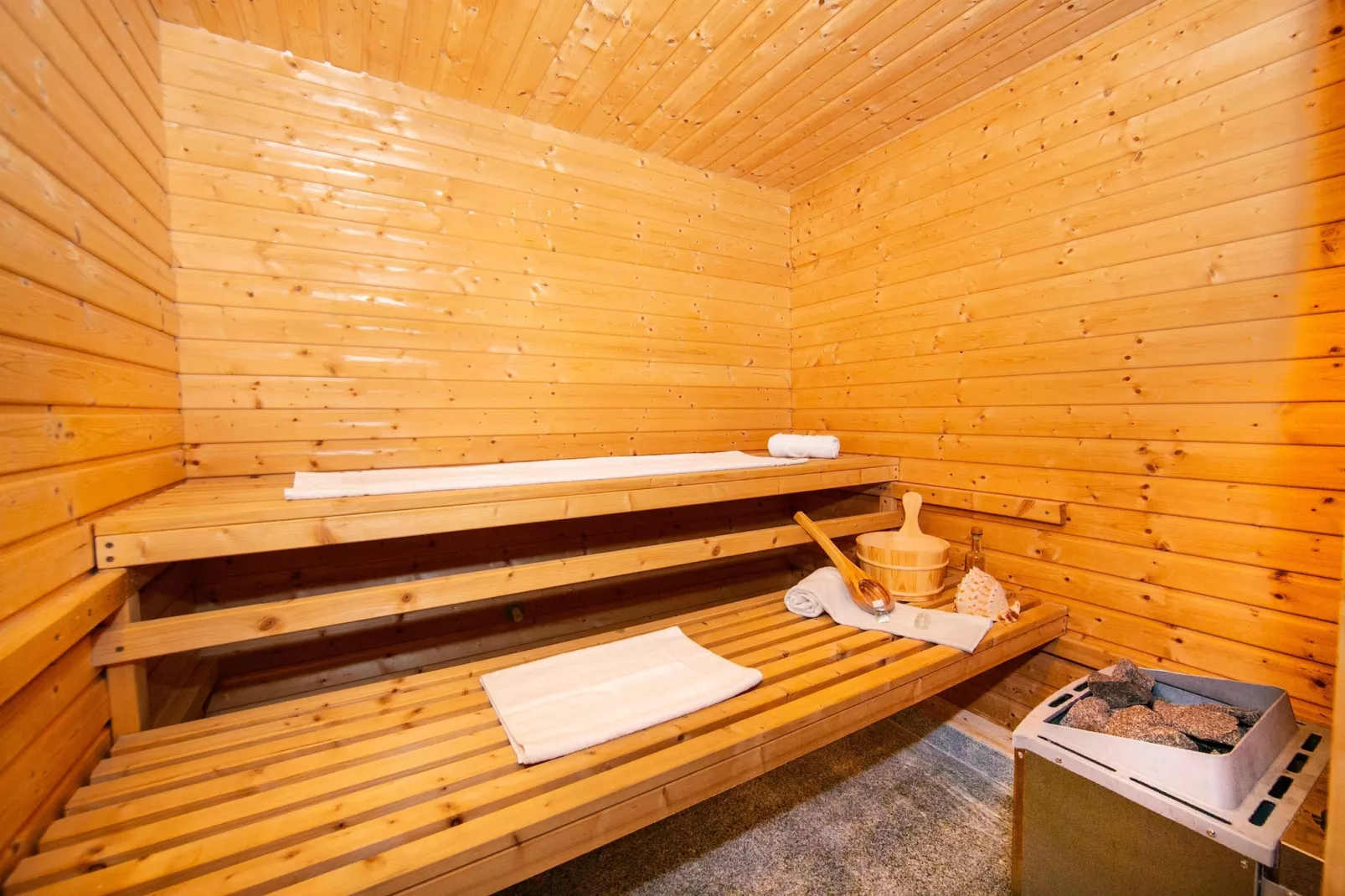 Villa Weitersburg mit indoor Pool-Wellness