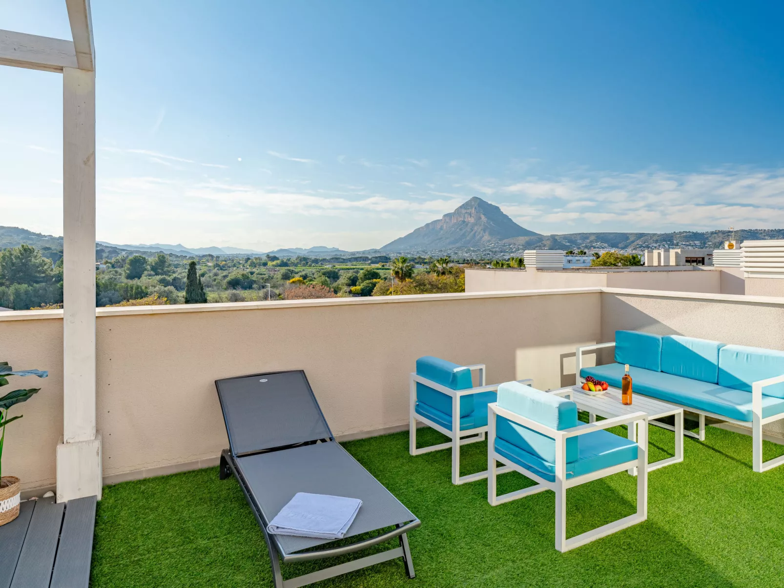Arenal Boutique Suite-Outside