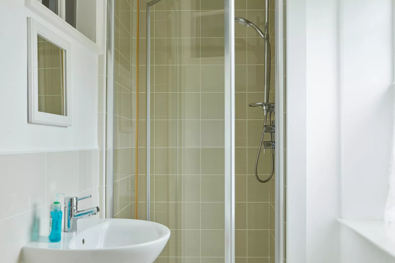 The Farmhouse-Bathroom