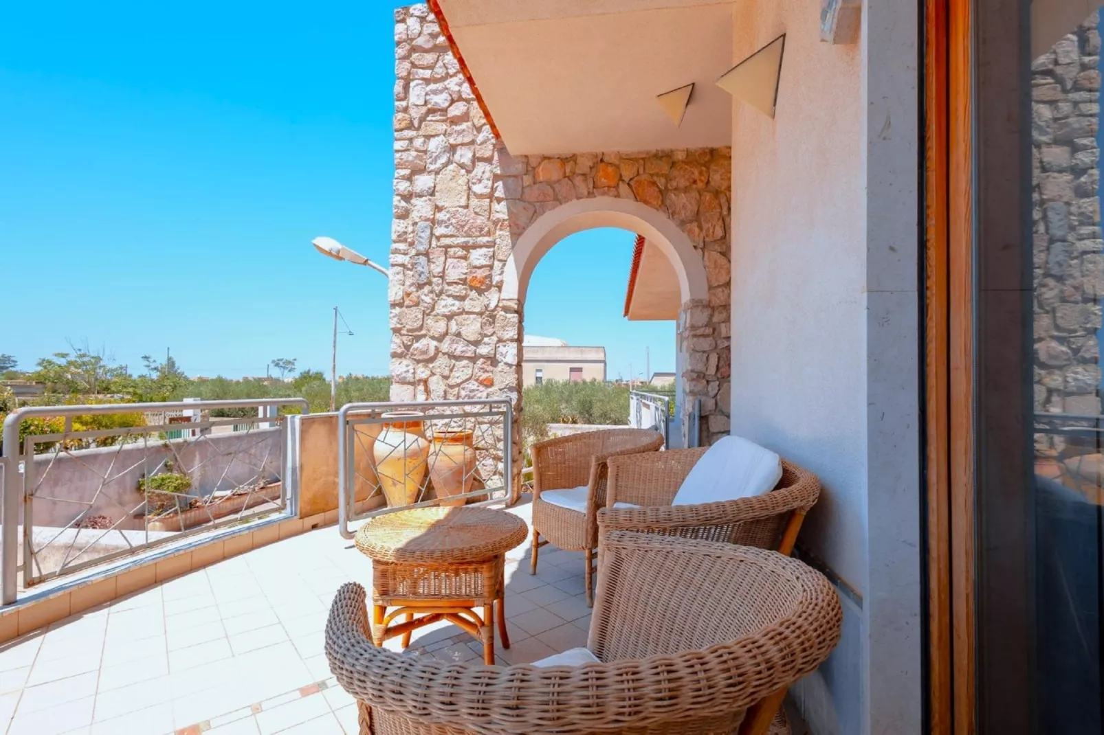 Villa Cloe-Terrace balcony