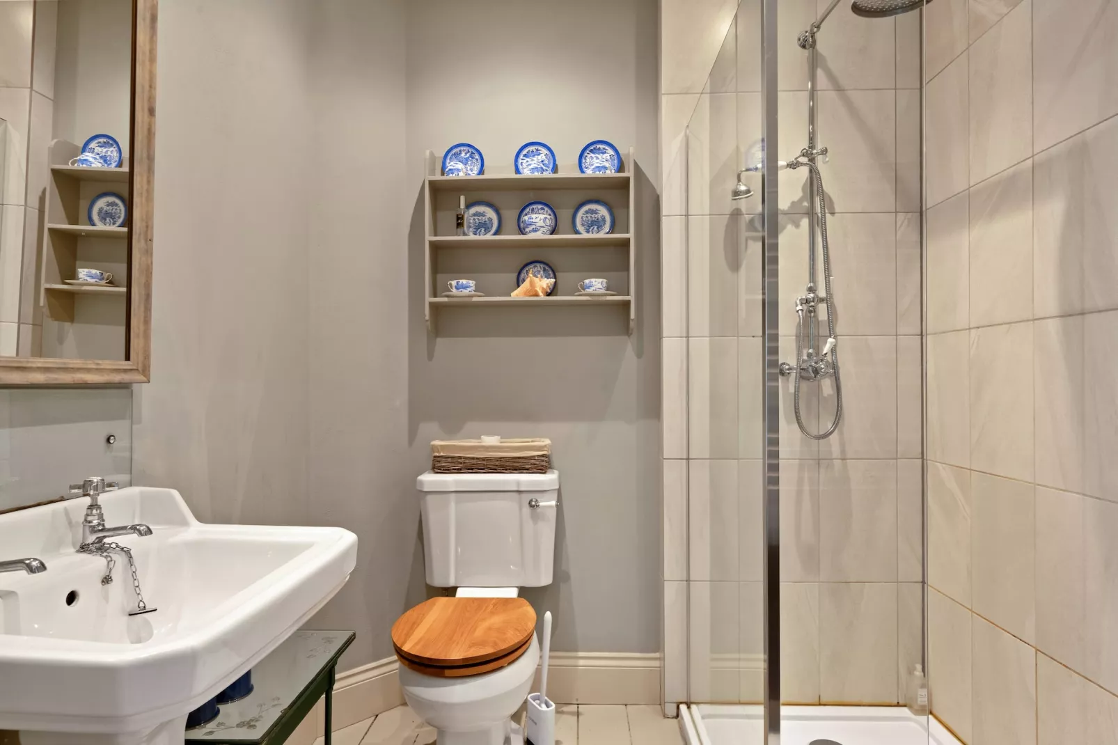 St Eval School House-Bathroom