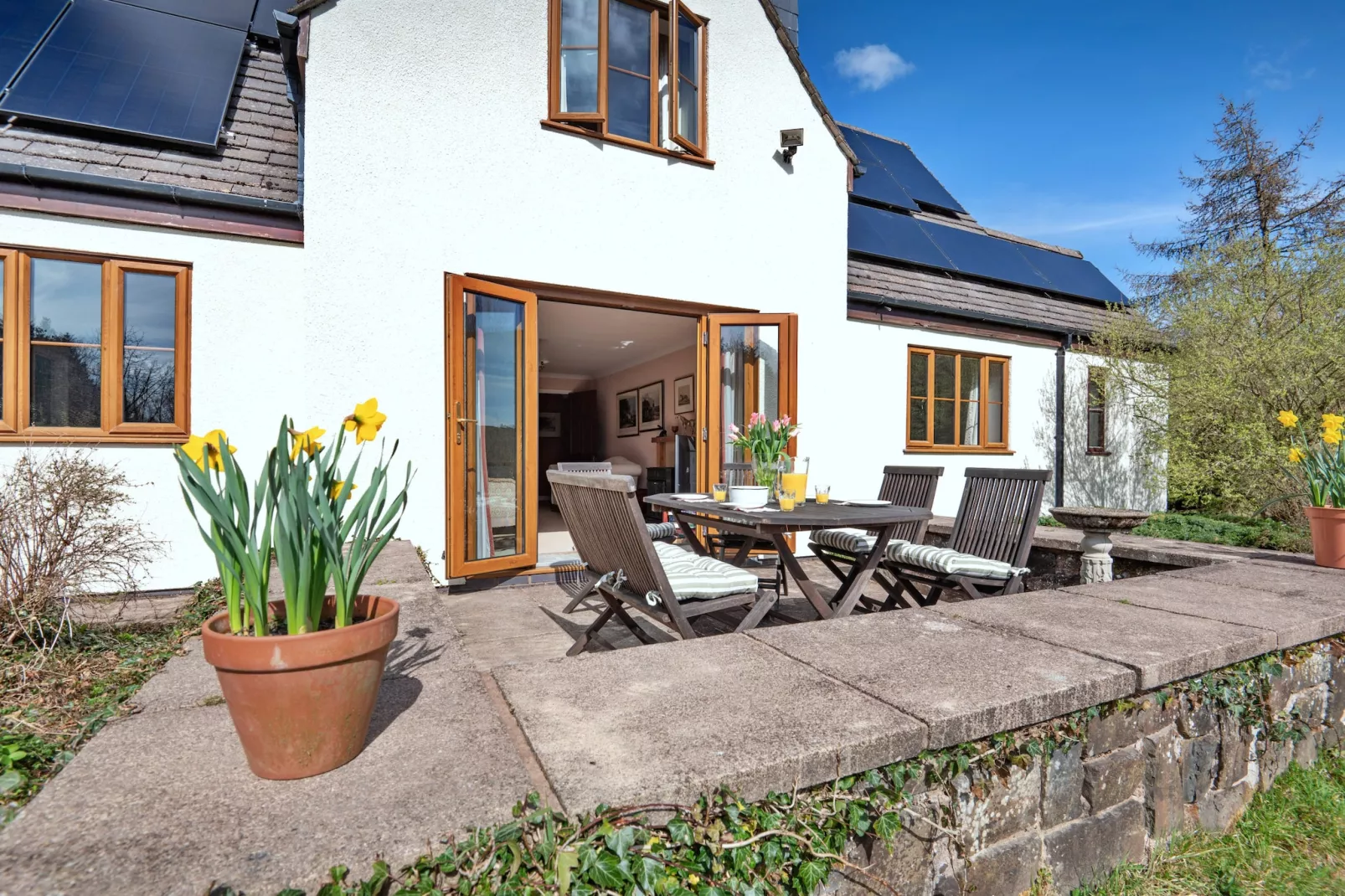 Cwmfron House-Terrace balcony