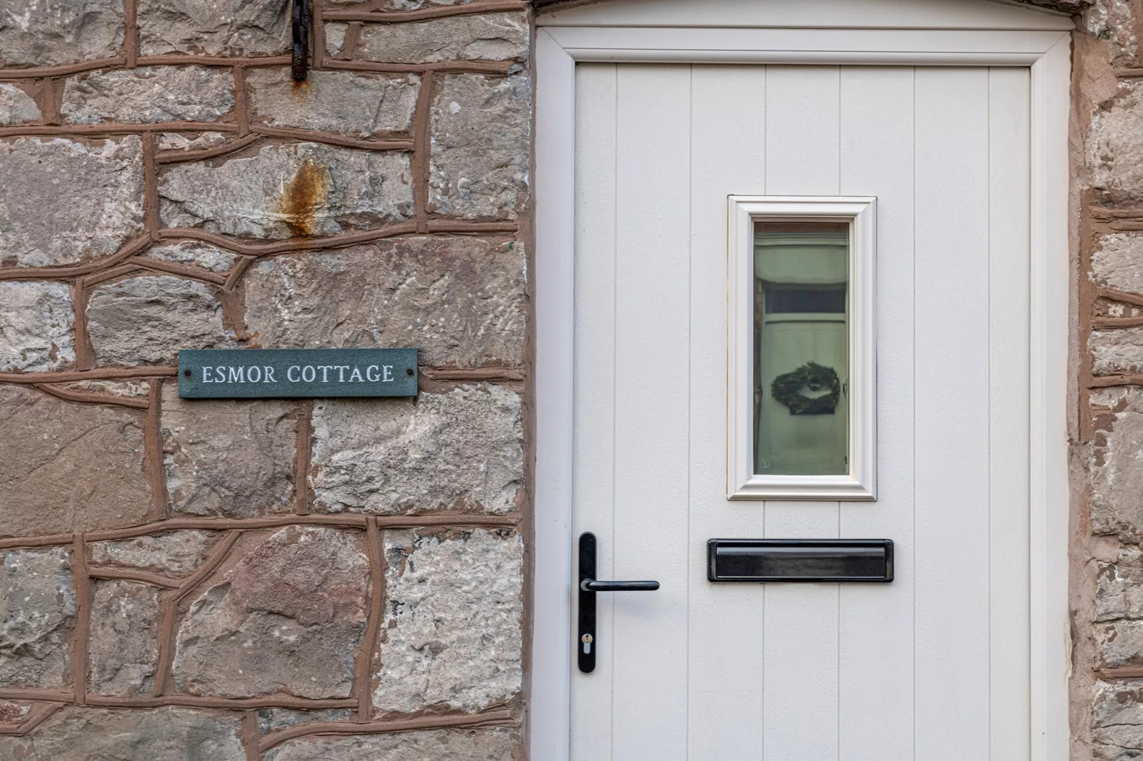 Esmor Cottage-Outdoor