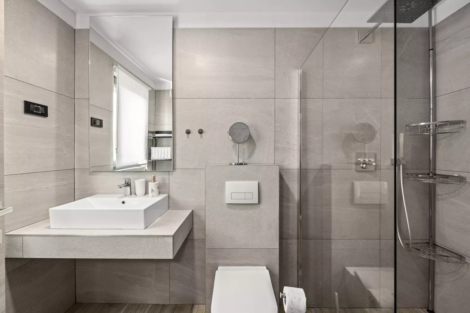 Villa Speranza with Private Illuminated Pool-Bathroom