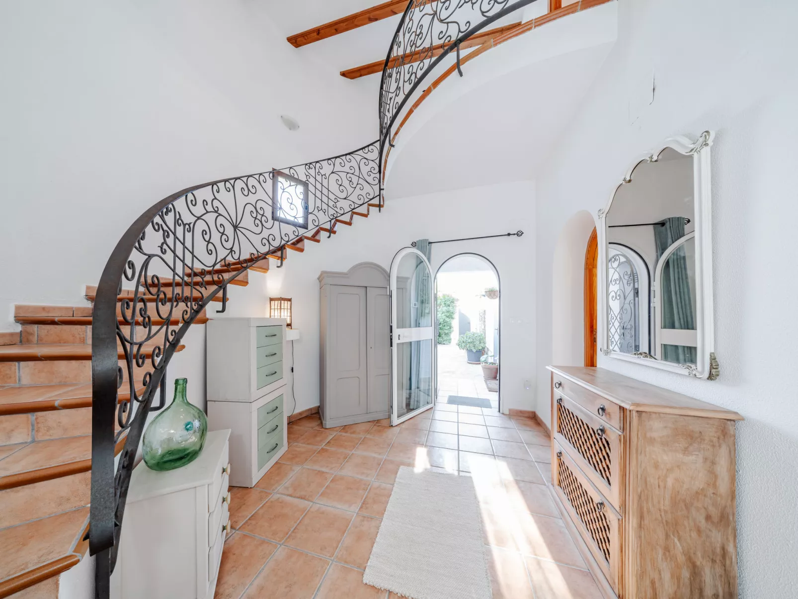 Villa Yakamoz-Inside