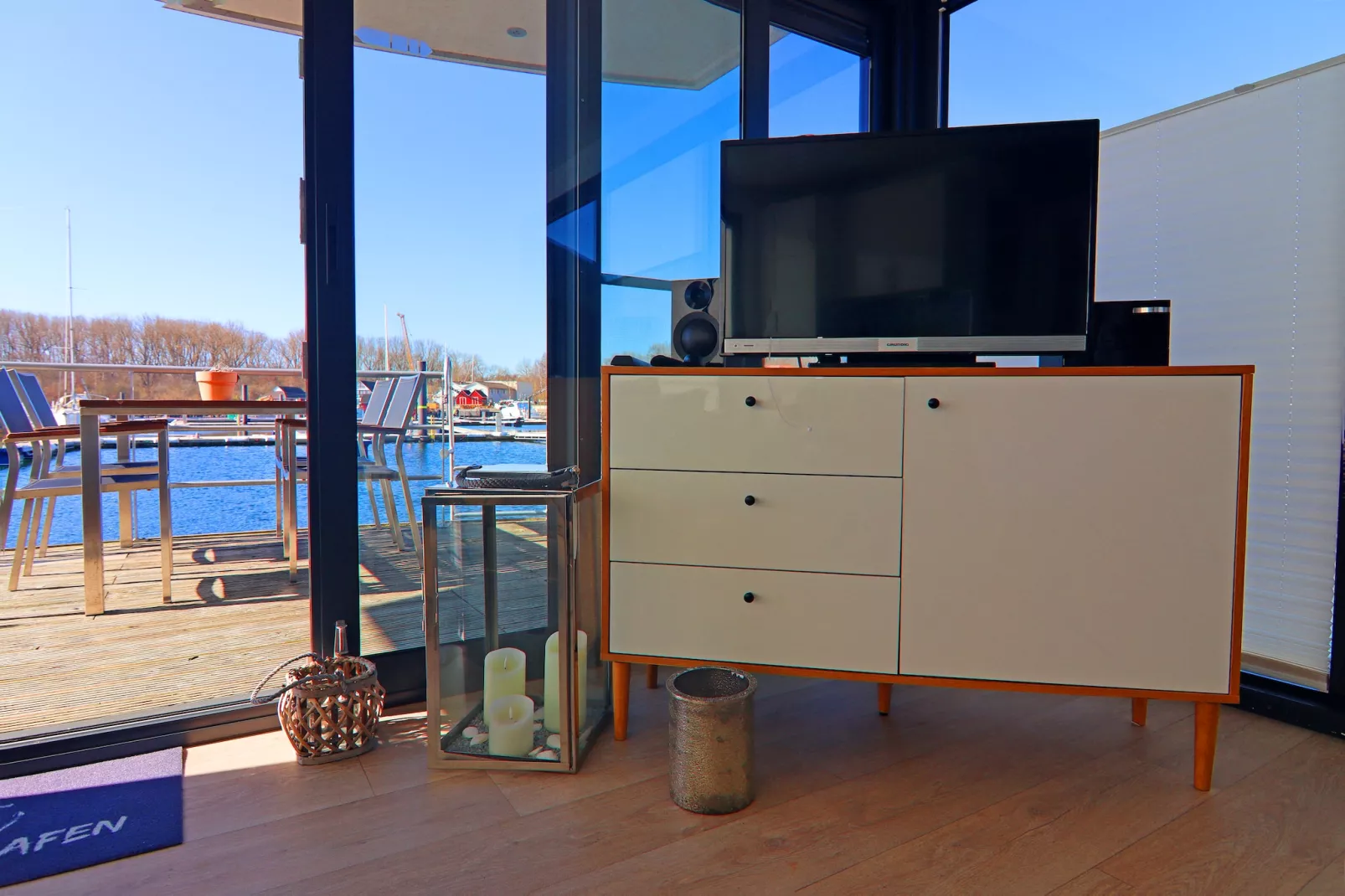 Hausboot Family & Friends LP 4 / 1-2 Personen-View summer