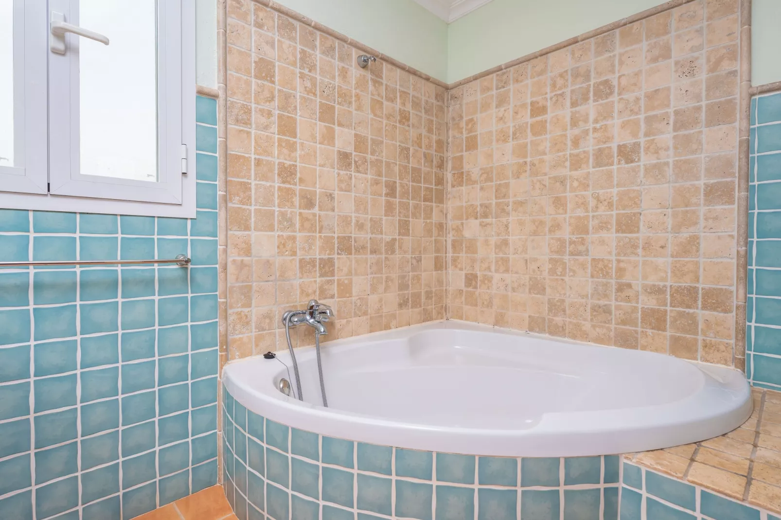 Can Boi Den Cifre-Badezimmer