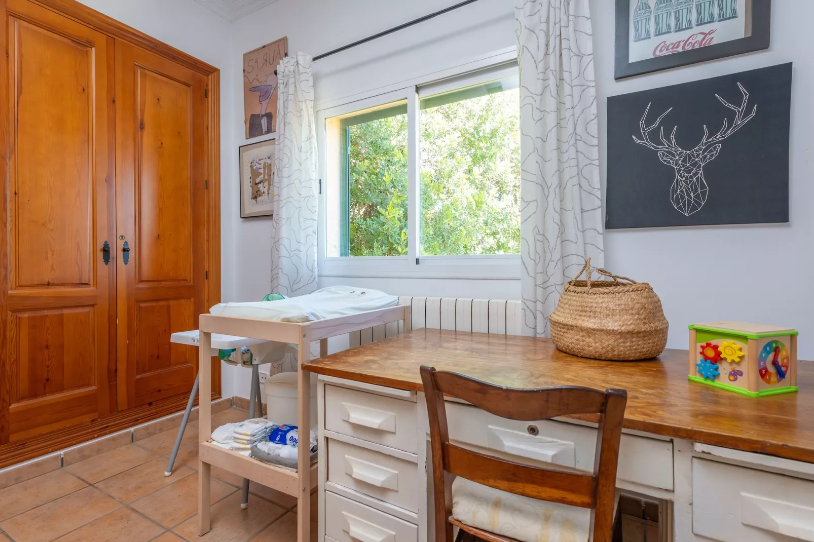 Na Poram-Bedroom