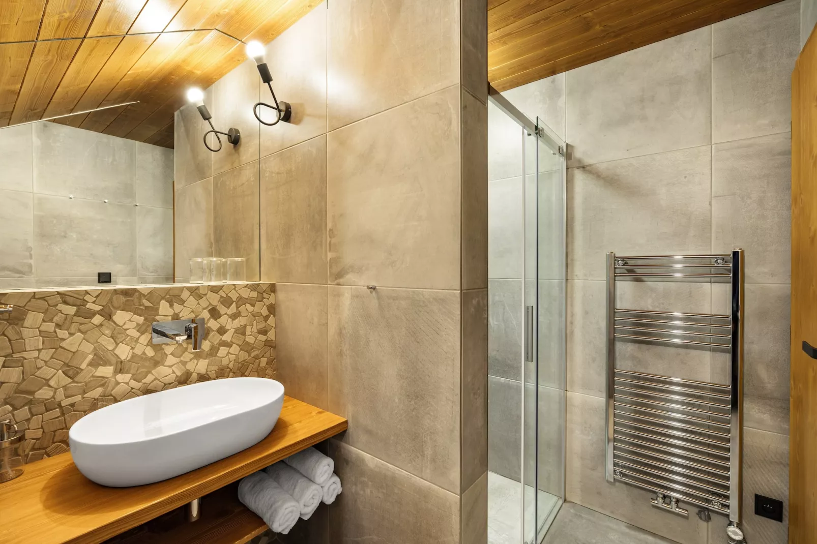Cerny Dul KCMV115-Badezimmer