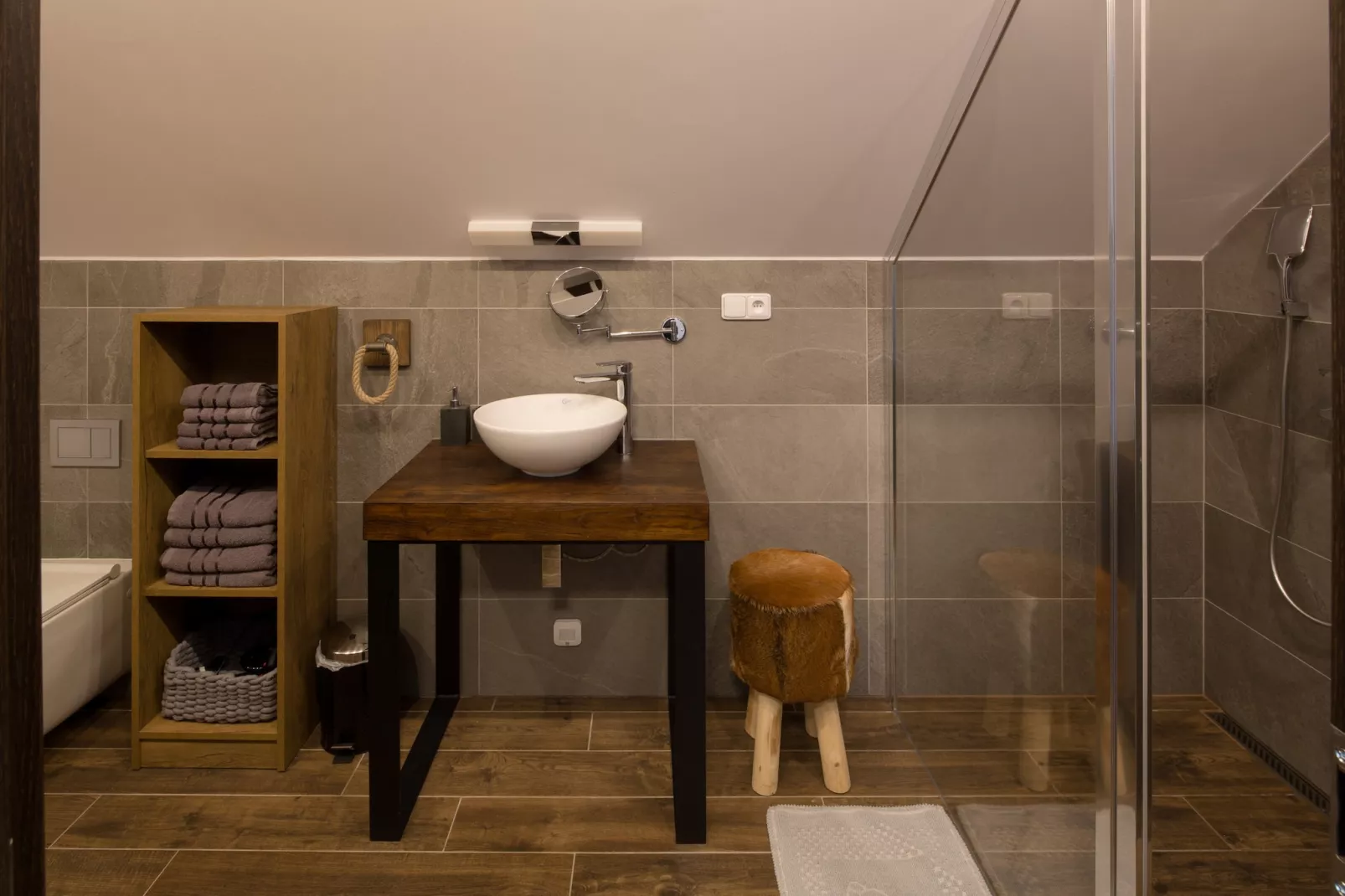 Trutnov KKL065-Badezimmer