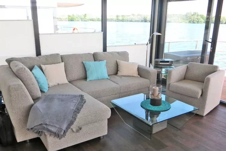 Floating 44 / Boot 2 / 3 Personen-Exterior summer
