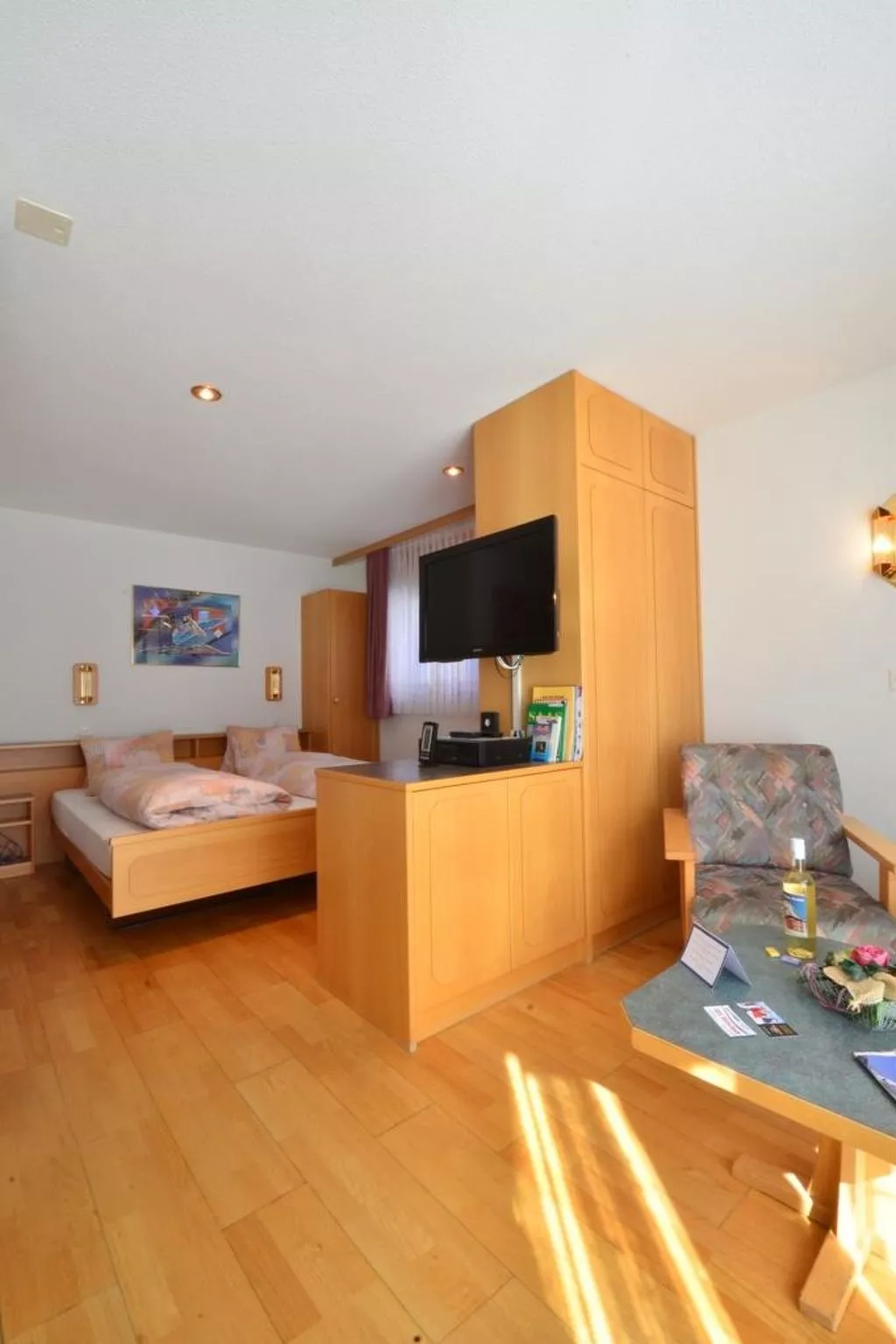 Helvetia Apartments-Inside