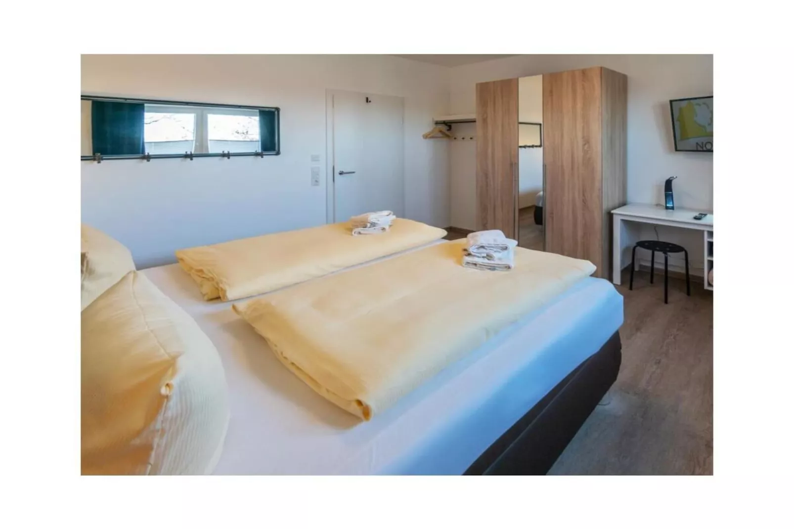 496918-Schlafzimmer