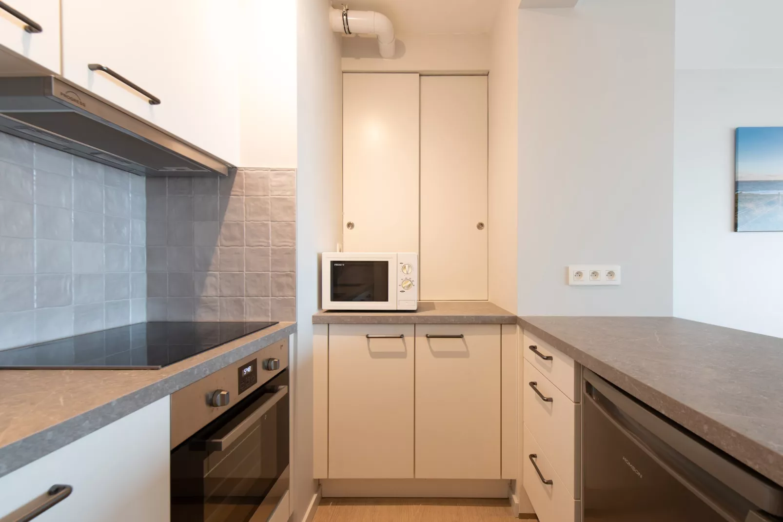 BALMORAL 0001-Kitchen