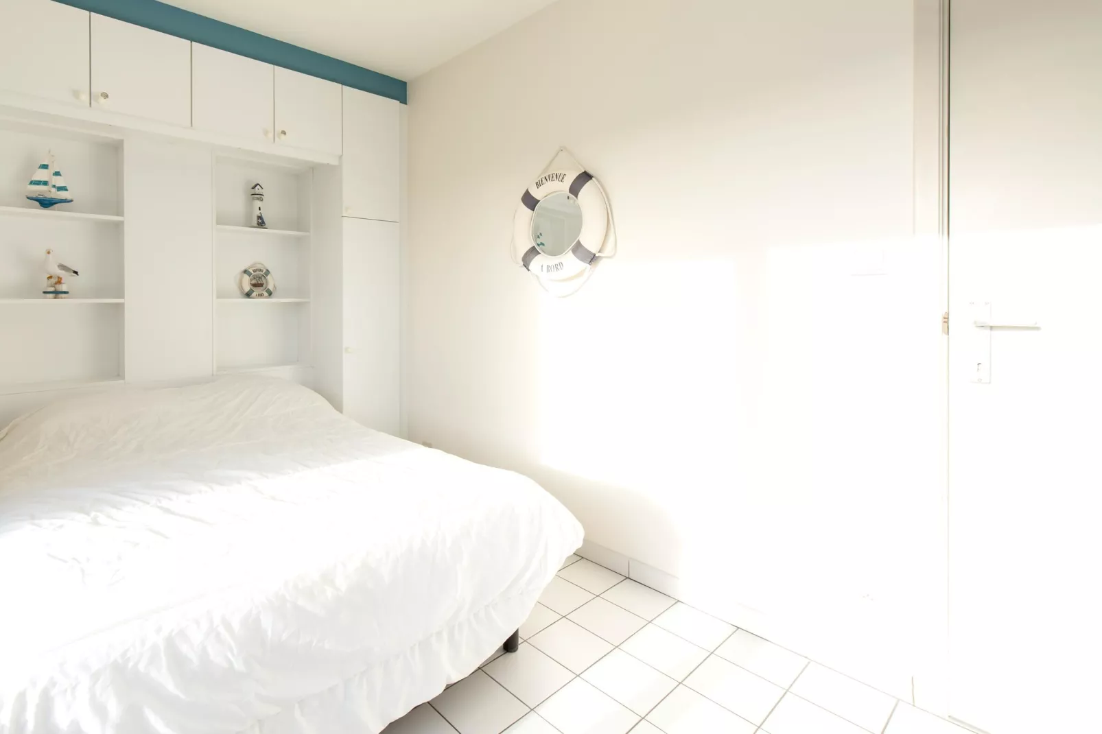 ZANDBK1 1001/ TV10-Schlafzimmer