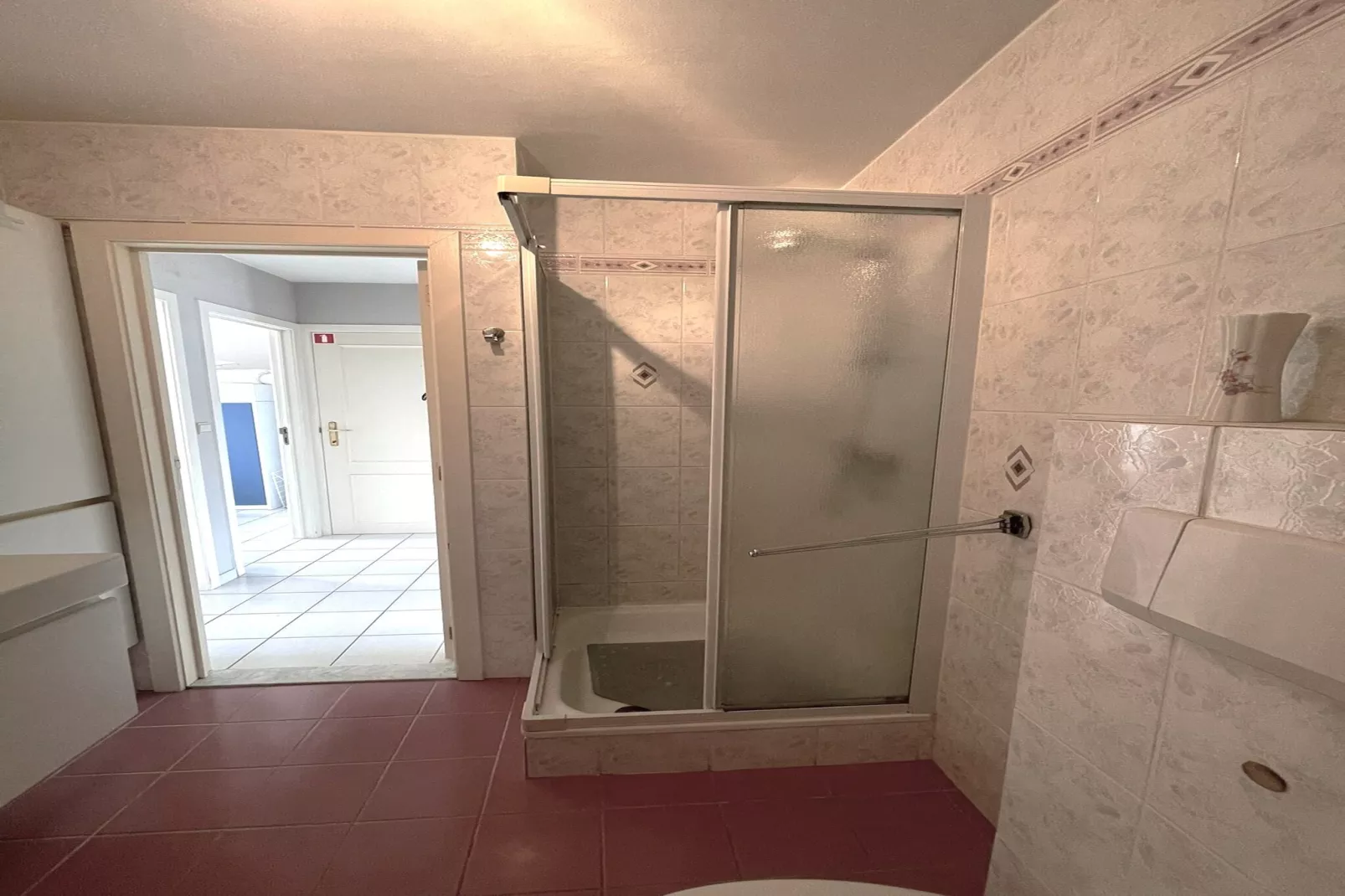EPERNAY 10702/ 7A-Badezimmer