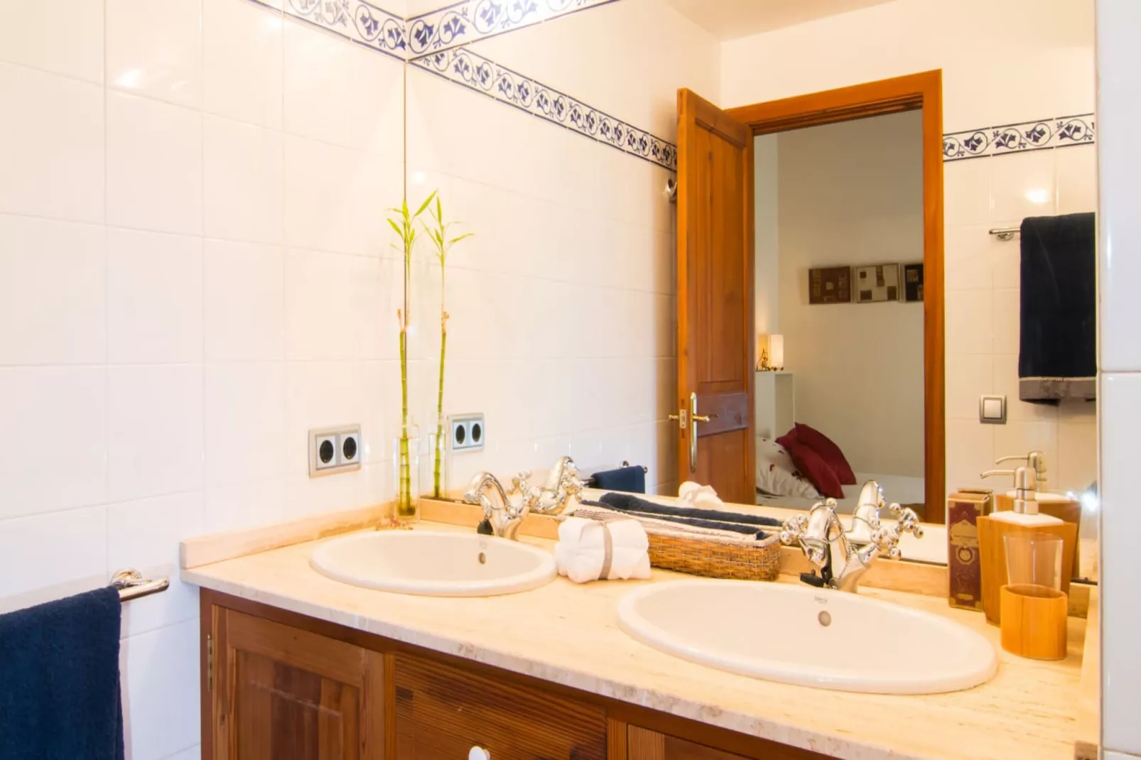 Son Beltran, House 5StarsHome Mallorca-Bathroom
