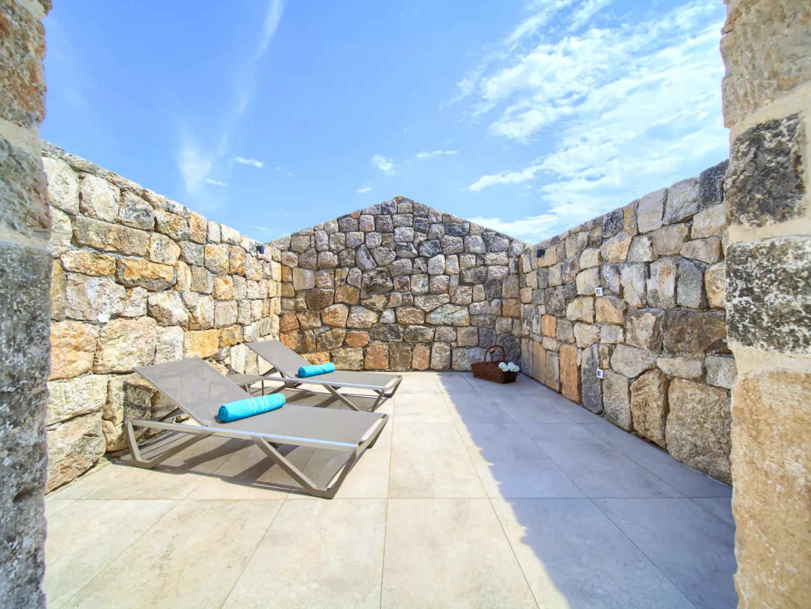 Jerini Main House-Outside