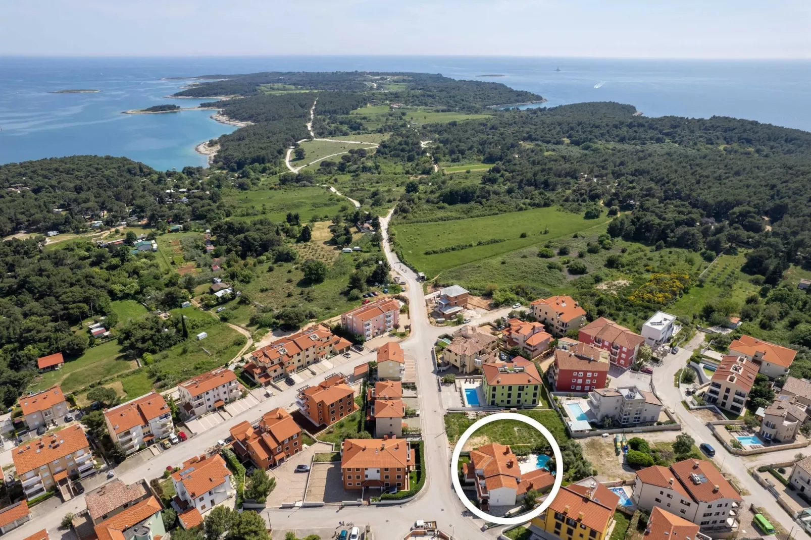 Villa Beauty with Private Pool-View summer