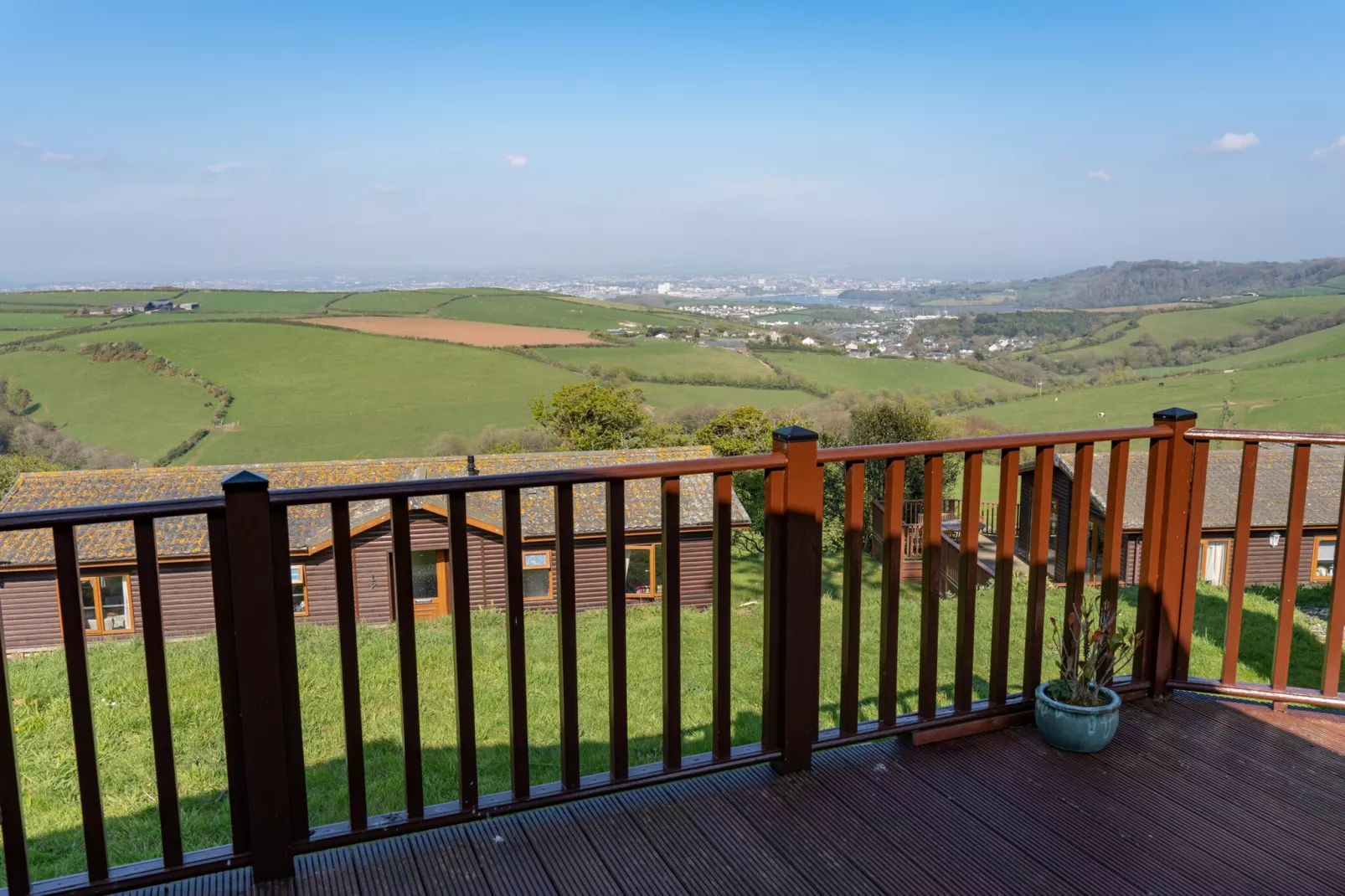 Serendipity Lodge-Outdoor