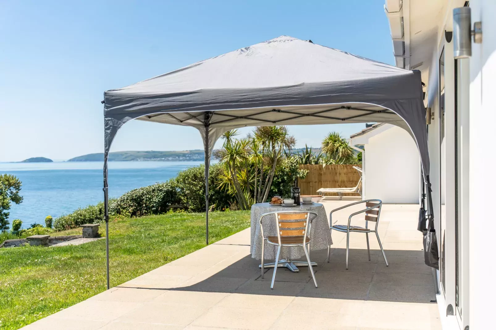 Avalon Sea Views-Terrasse