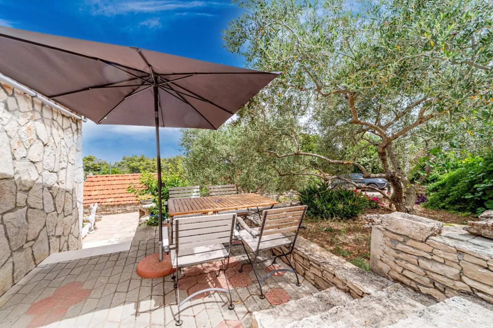 Stone House Blaca - Two Bedroom Stone House with Terrace and Sea View-Outdoor