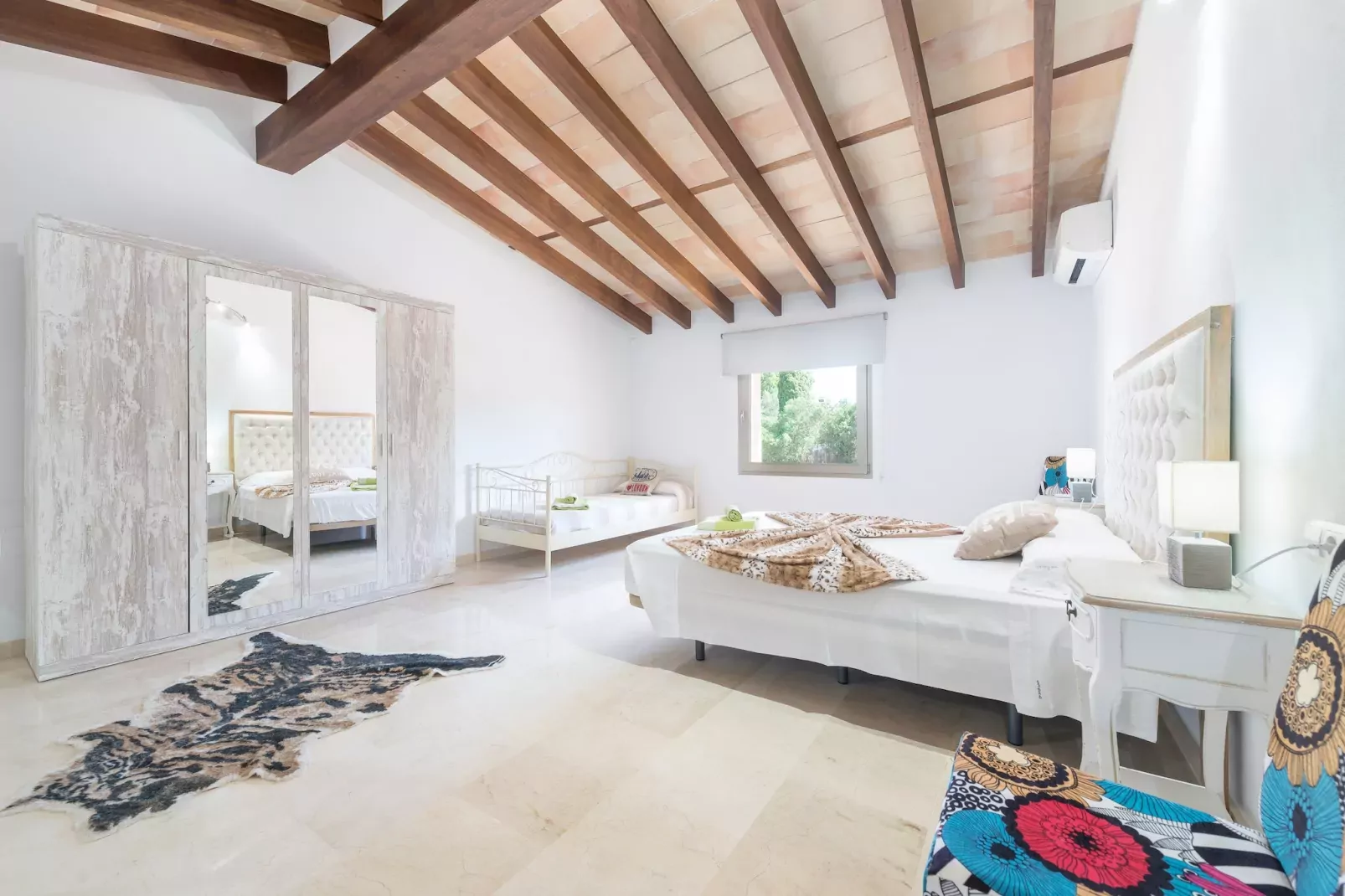Can Brivo-Bedroom