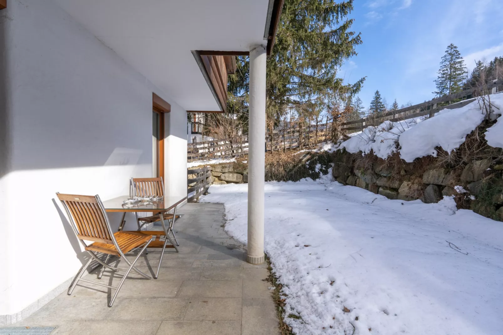 AlpenSafari Design-Terrasse
