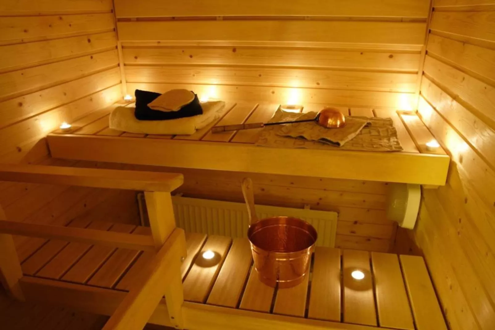 8 persons - 4 rooms 130m²-Wellness