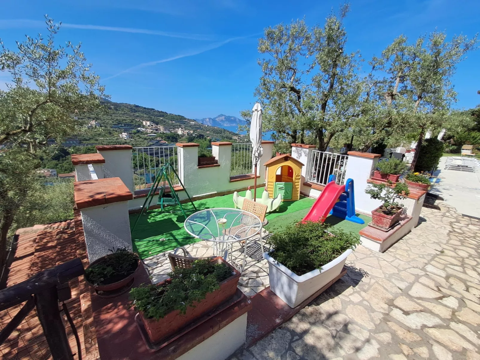 Sole di Capri-Draußen