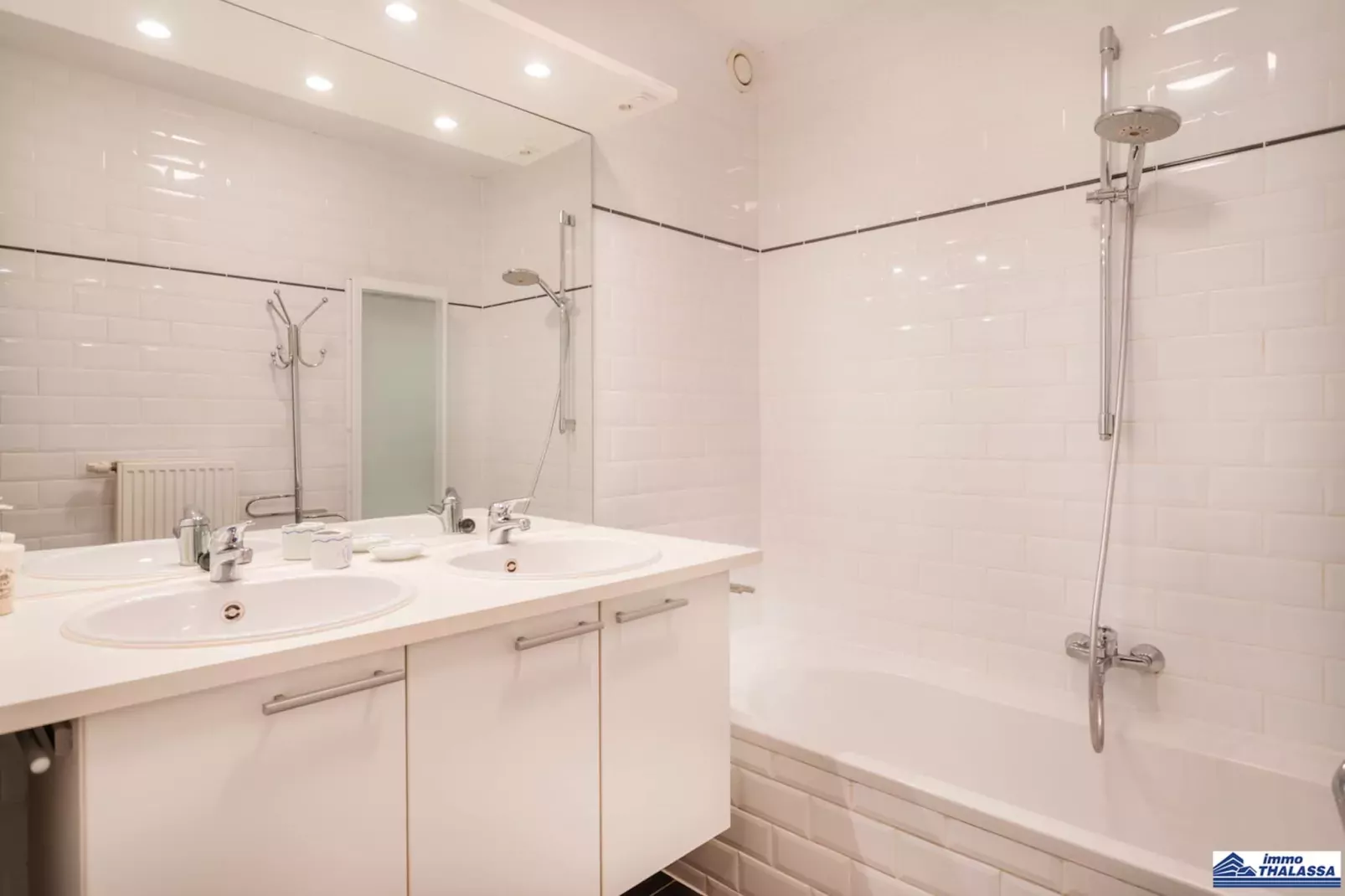 Maeterlinck 0102 + garage 2-Bathroom