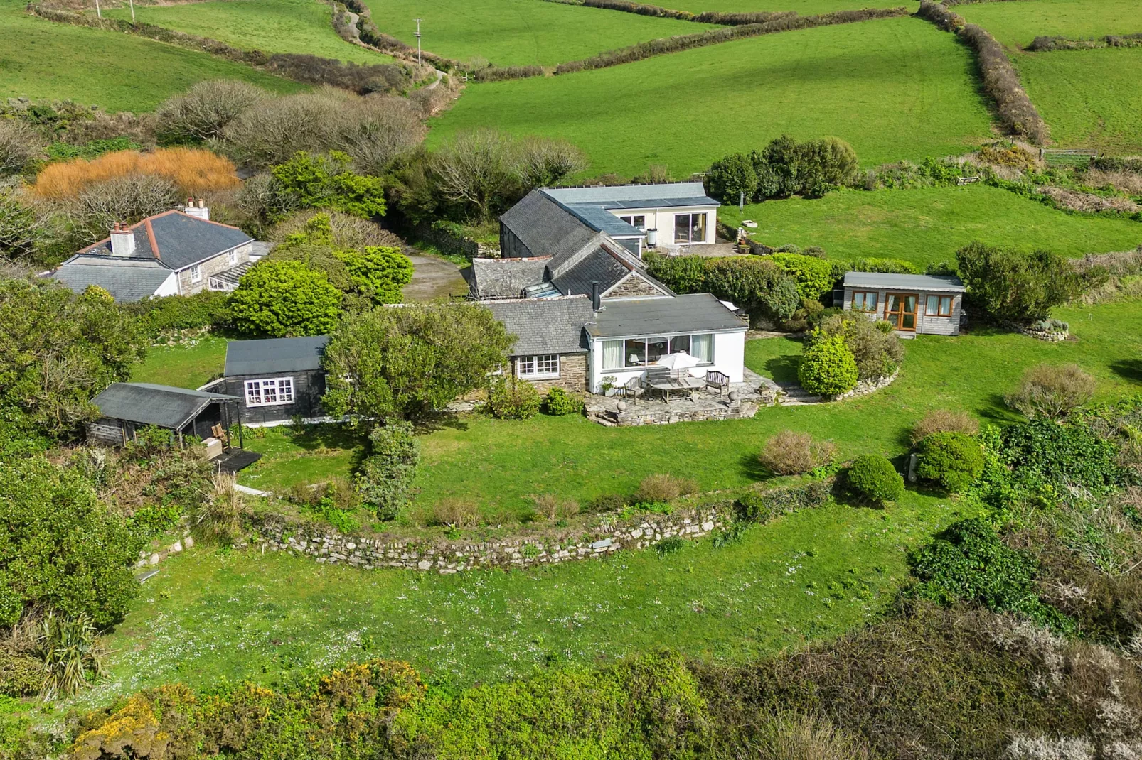 Lesceave Cottage-Outdoor