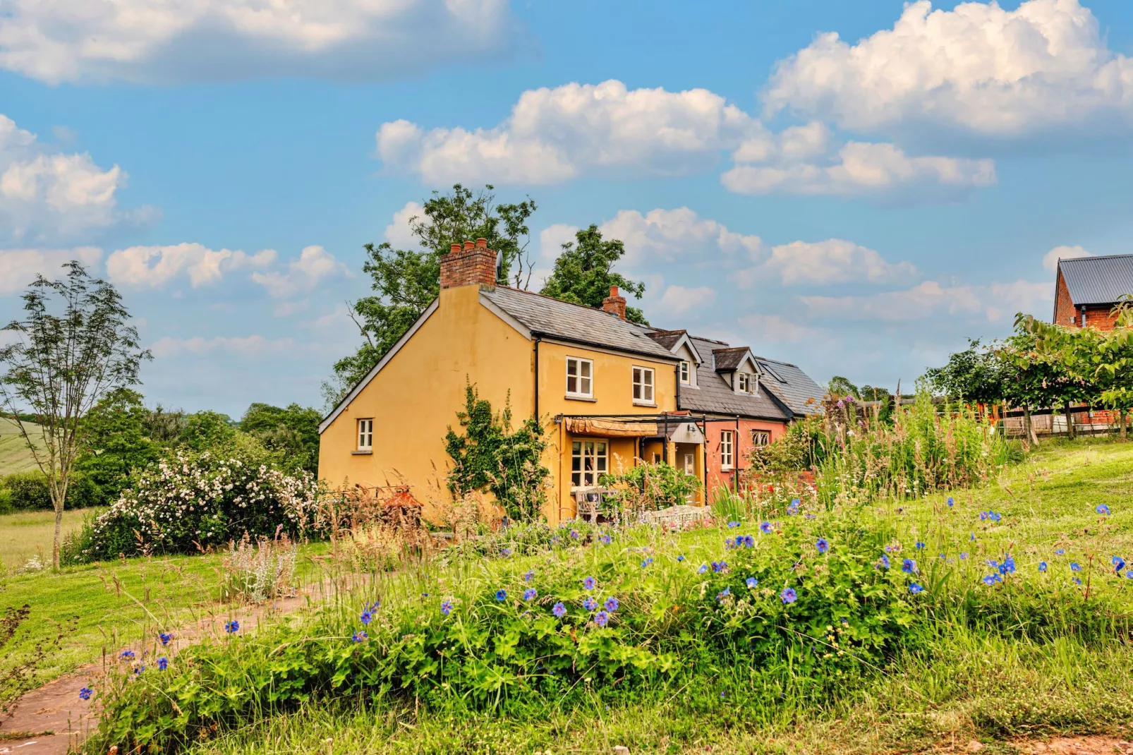 Beili Glas Cottage-Outdoor