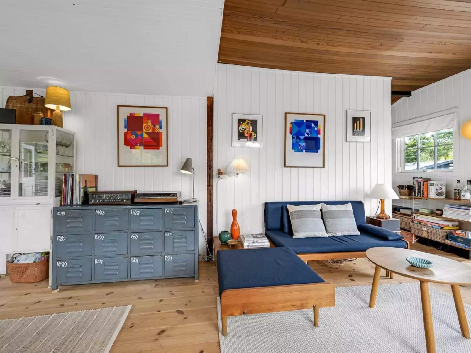 "Swea" - 275m from the sea-Inside
