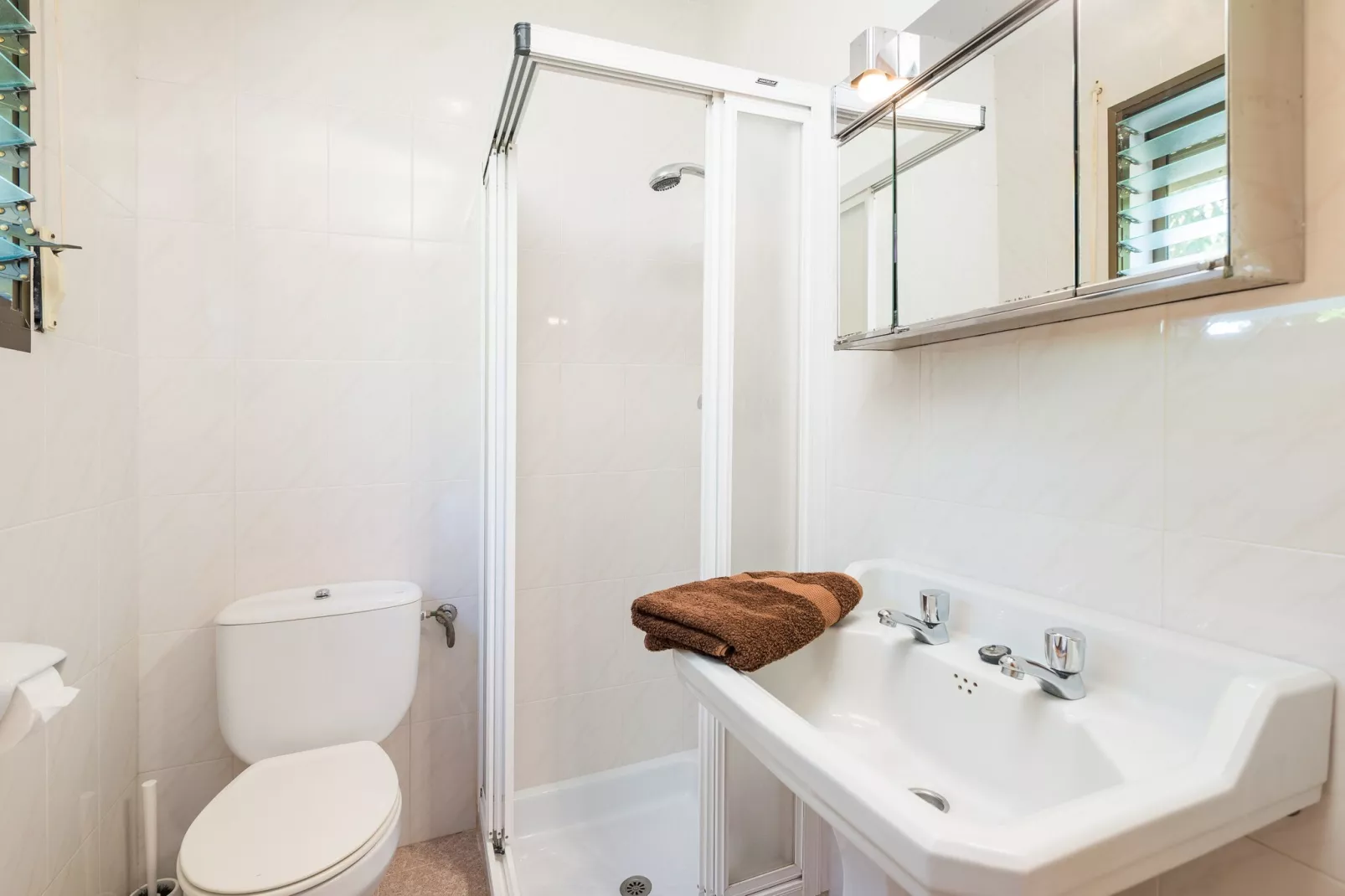 Ca Na Sioneta-Bathroom