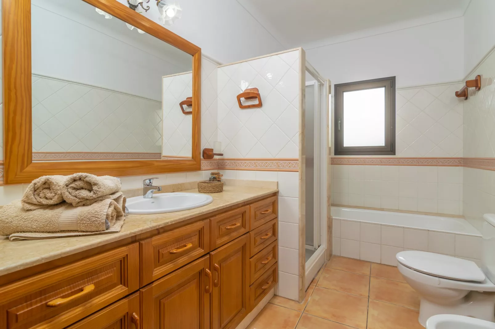 Sa Roca Blanca-Bathroom