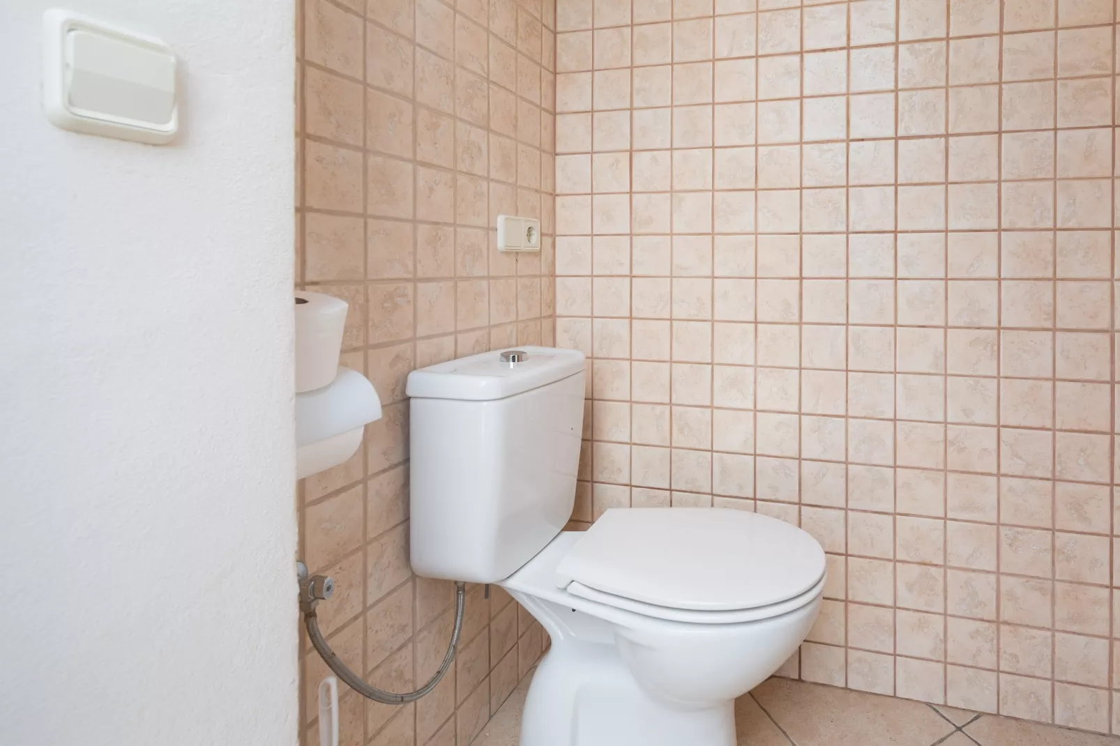 Son Frau-Bathroom