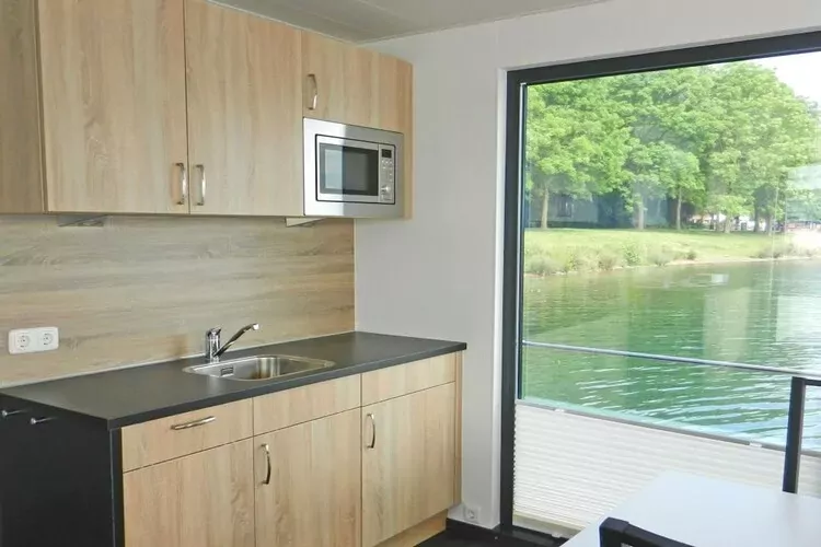 Floating 44 / Boot 1 / 3 Personen-Exterior summer