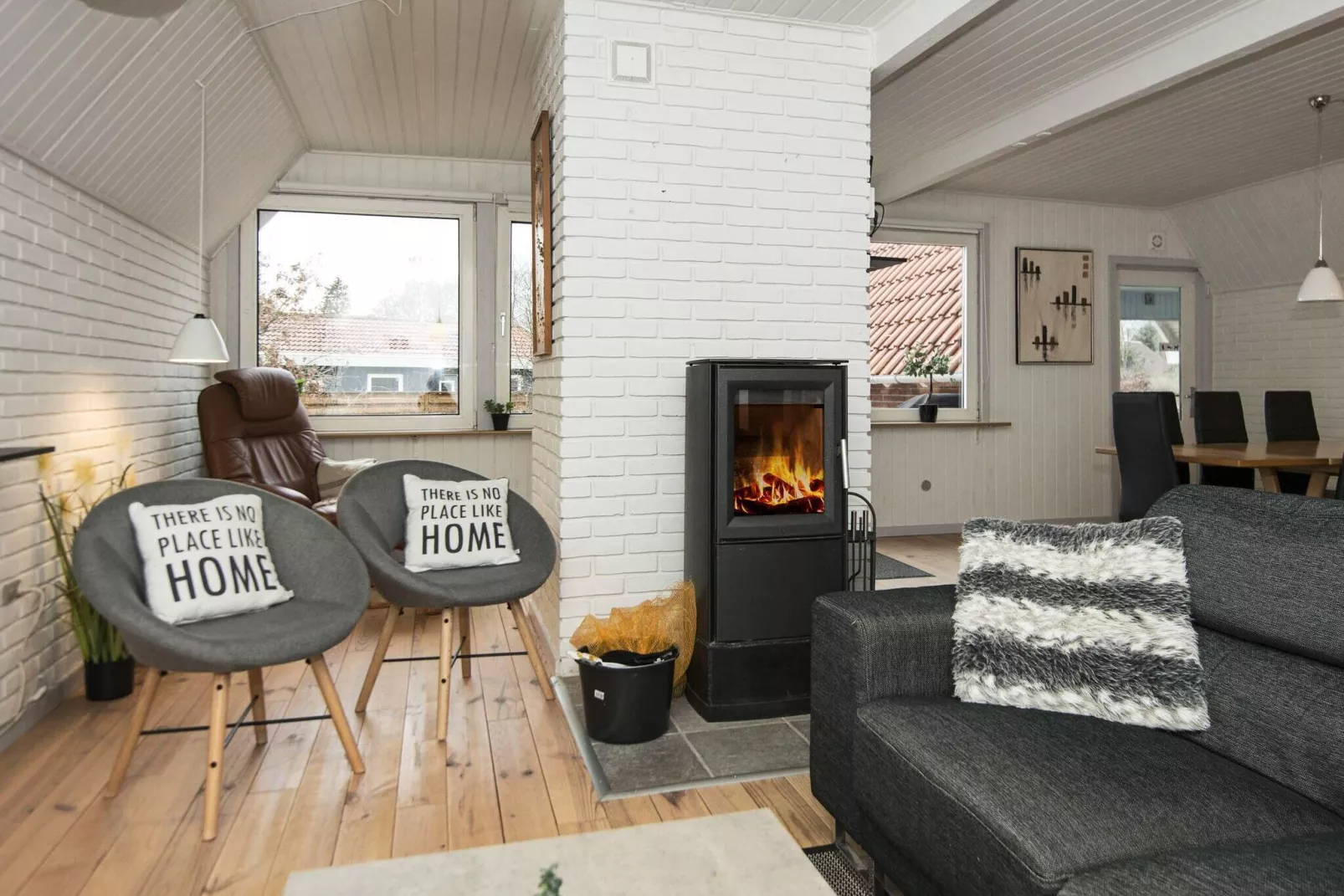 12 person holiday home in Glesborg-Indoor