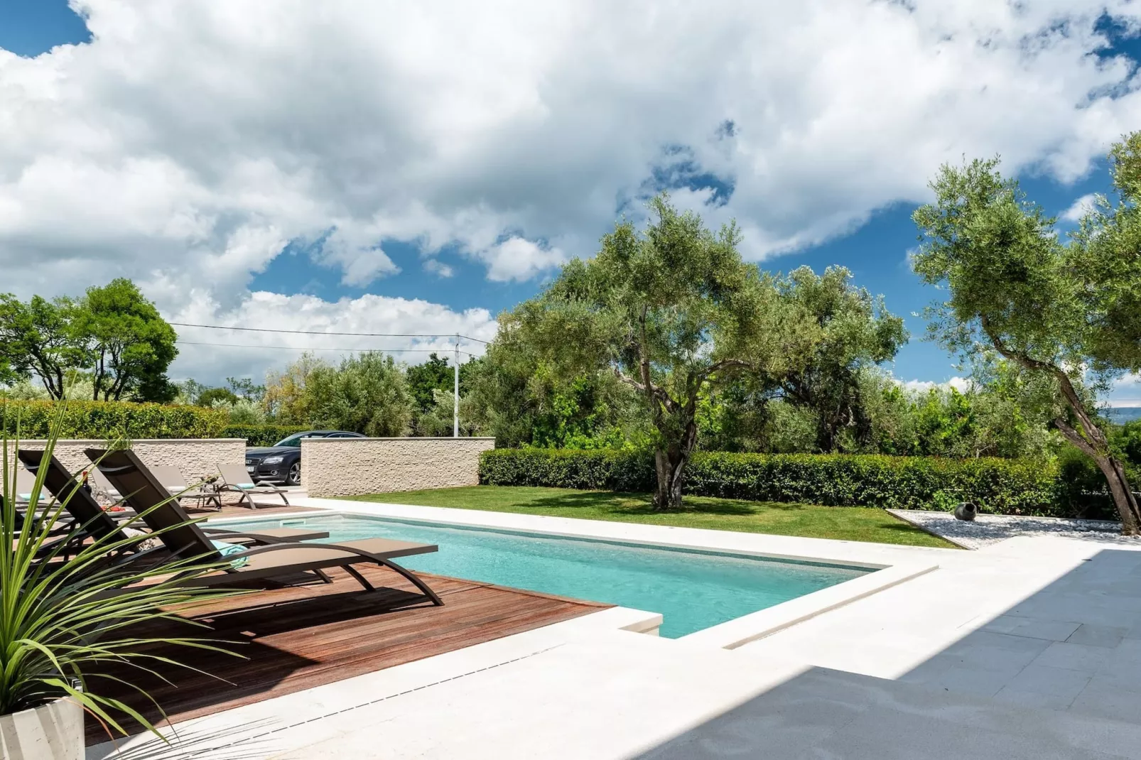 Luxurious Villa Laurea-Outdoor
