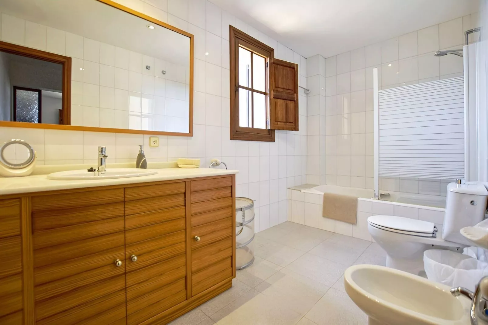 Son Granada-Salle de bain